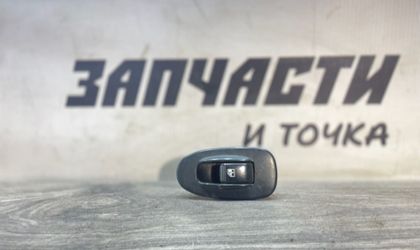Кнопка стеклоподъемника задн.прав. Kia Spectra...