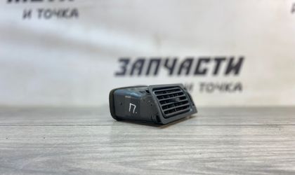 Дефлектор обдува салона  Правый Toyota Corolla ...