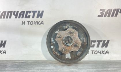 Ступица задняя правая Toyota Corolla Fielder 1...