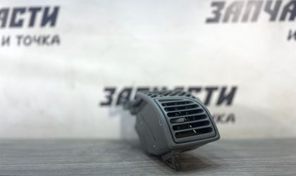 Дефлектор обдува салона прав . Kia Spectra I Р...