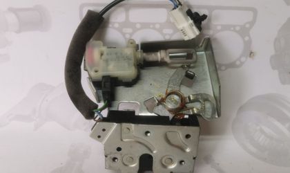 Замок крышки багажника Ford Mondeo 3