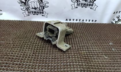 Подушка двигателя правая Renault Logan I (2004...