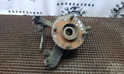 Поворотный кулак левый Ford Focus, I Рестайлинг...