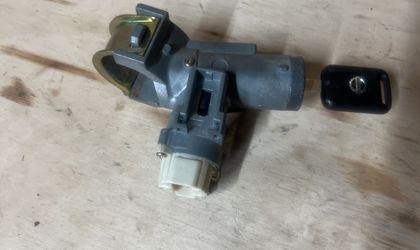 Замок зажигания Nissan March, III (K12) 2003